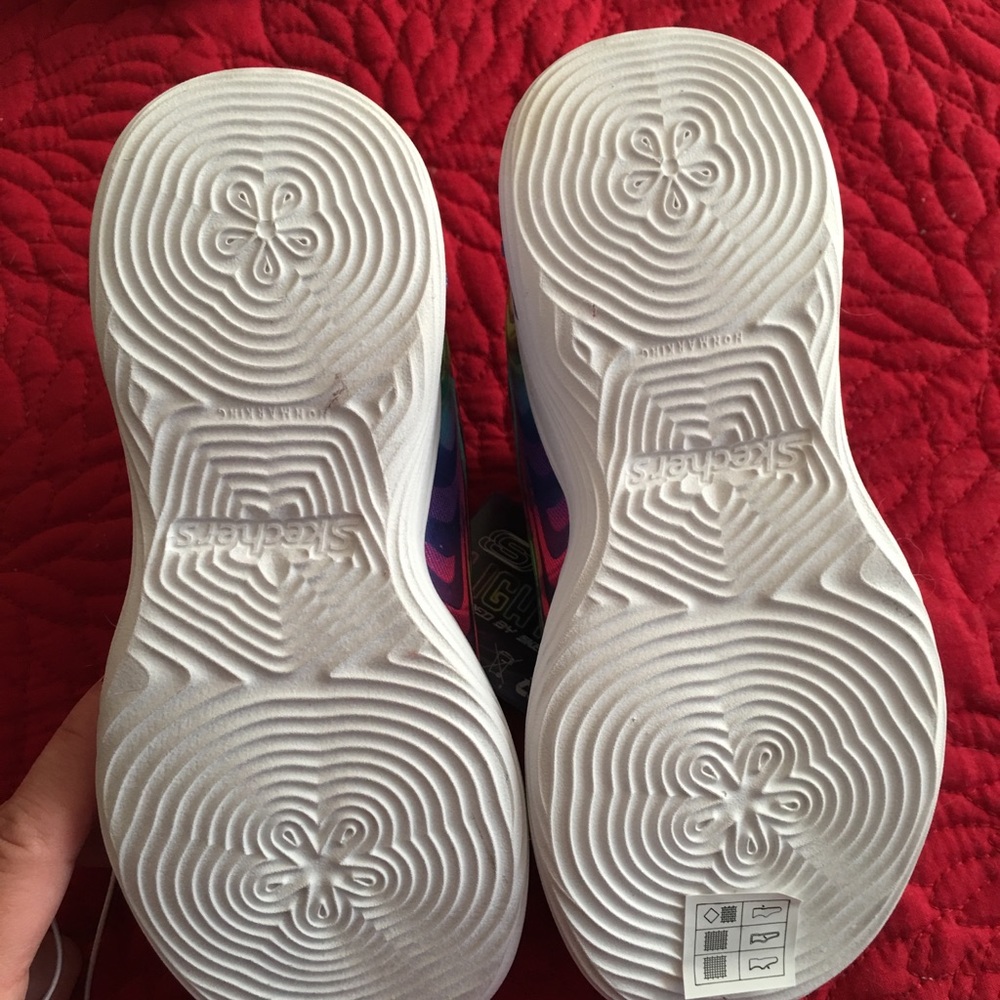 NWT/Box Skechers lights toddler size 13 - Picture 5 of 6